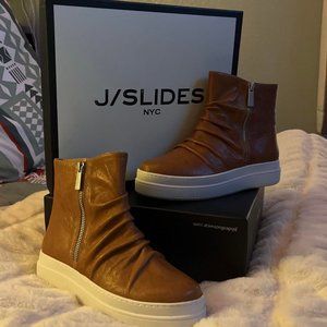 J/Slides NYC Tina Leather Sneaker